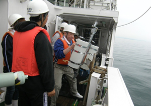 練習船による海洋調査